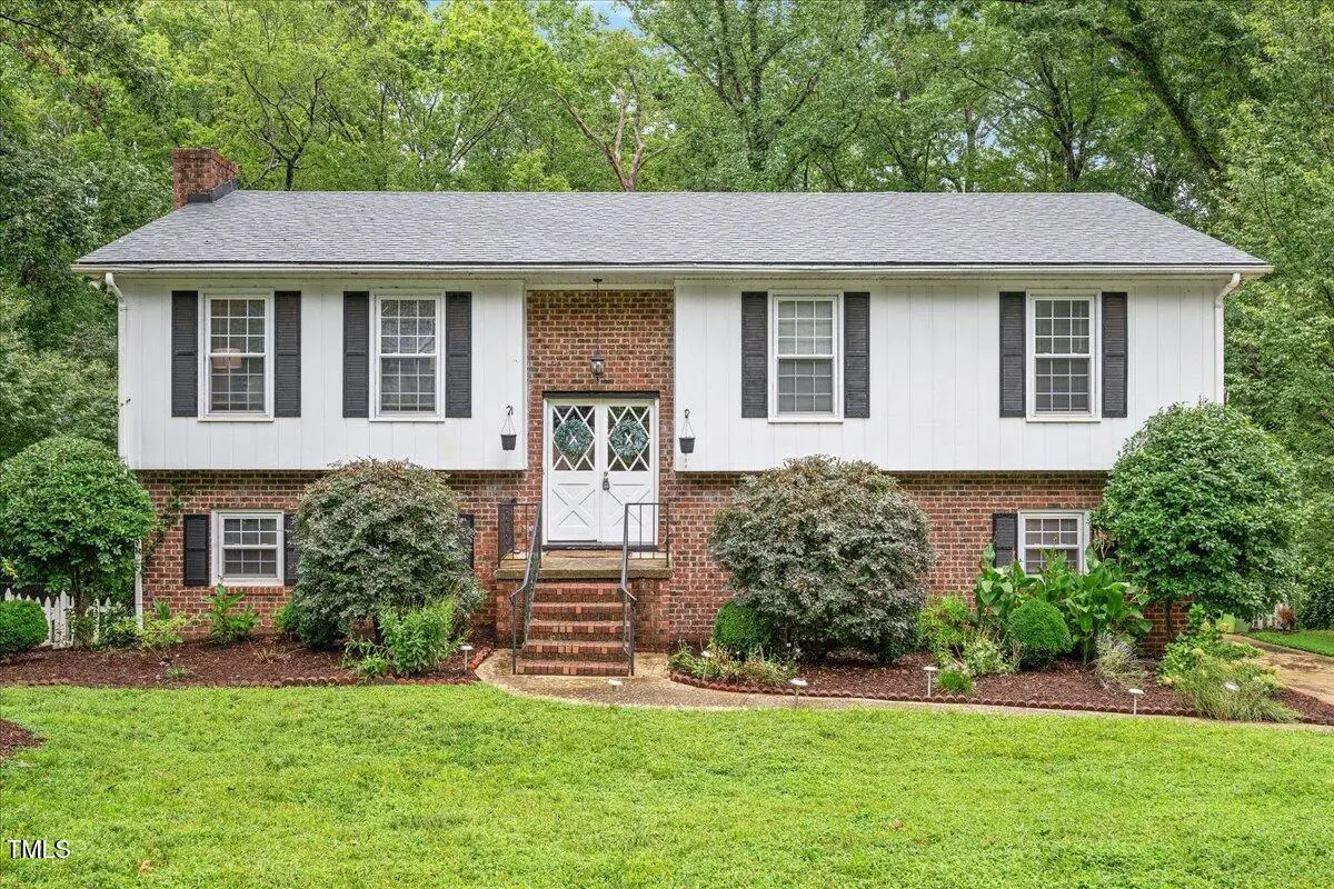 5812 Old Forge Circle, Raleigh, NC 27609 - Image #1