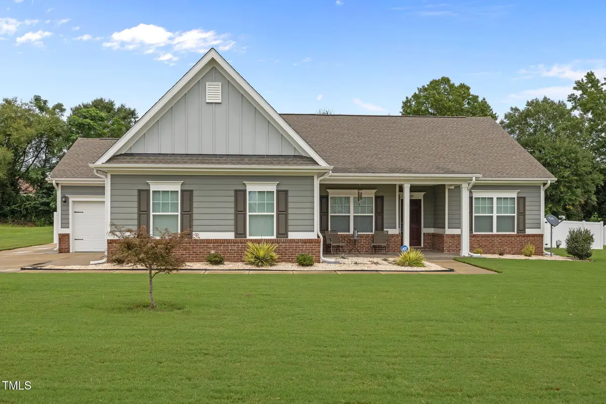 185 Planters Lane, Coats, NC 27521 - Image #1