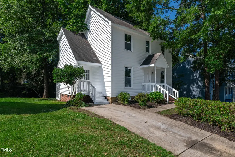 5236 Turf Grass Court, Raleigh, NC 27610 - Image #3