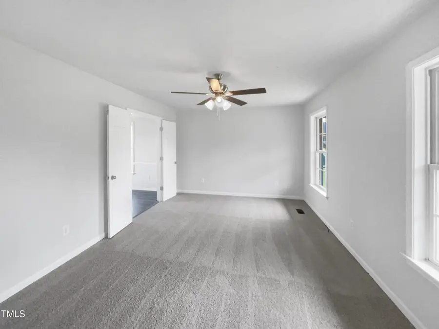 5019 Woodspring Drive, Hope Mills, NC 28348 - Image #3