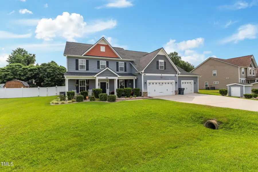 609 Thornbrooke Drive, Hope Mills, NC 28348 - Image #2