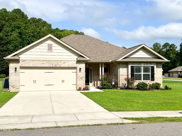 212 Woodwater Circle, Lillington, NC 27546