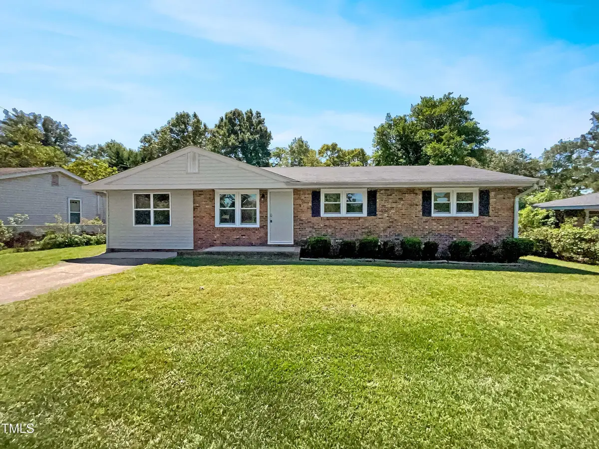 581 Braxton Boulevard, Fayetteville, NC 28311 - Image #1