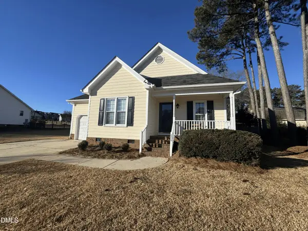 804 S Phillips Pointe Drive, Fuquay Varina, NC 27526