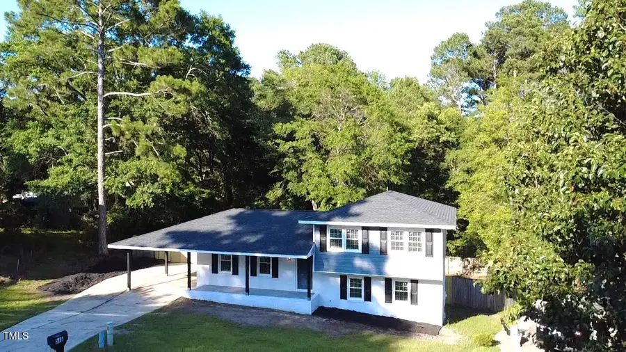 546 NW Rock Canyon Drive, Fayetteville, NC 28303 - Image #2