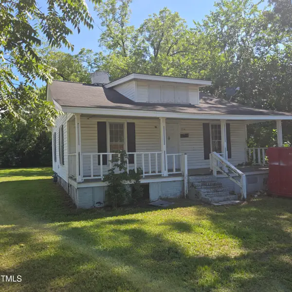 324 W Harnett Street, Benson, NC 27504