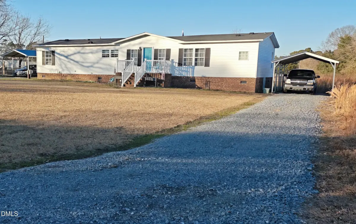87 E Williams Street, Coats, NC 27521 - Image #1