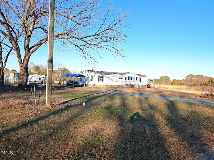 87 E Williams Street, Coats, NC 27521 - Image #2