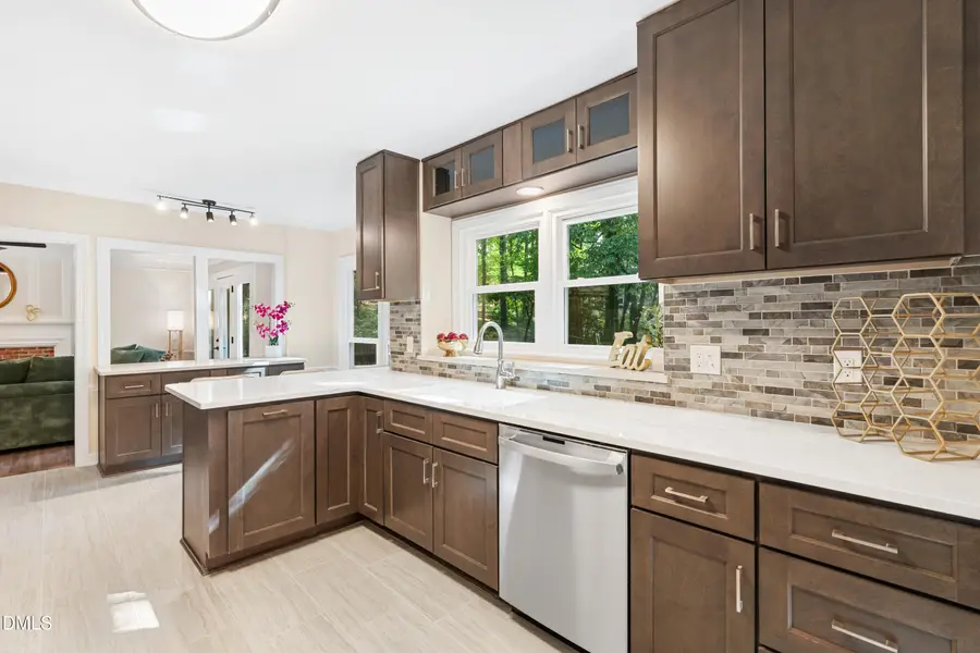 307 Durington Place, Cary, NC 27518 - Image #3