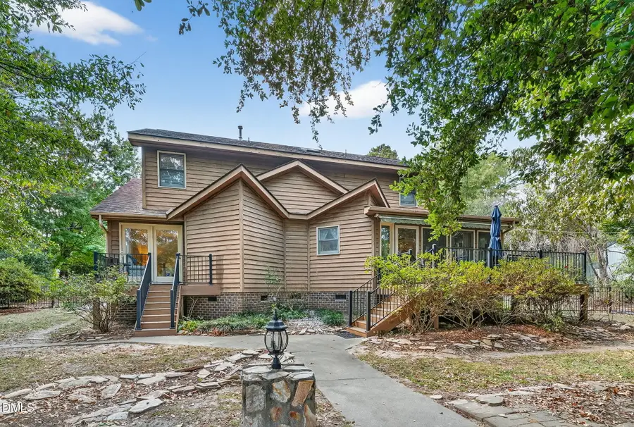 802 N Lincoln Street, Benson, NC 27504 - Image #2