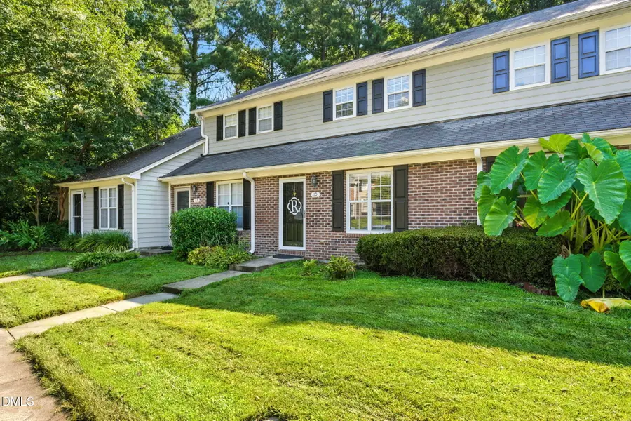 10 Hartford Court, Durham, NC 27707 - Image #2