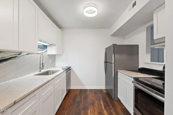 521 Mystic Drive #E, Greensboro, NC 27406