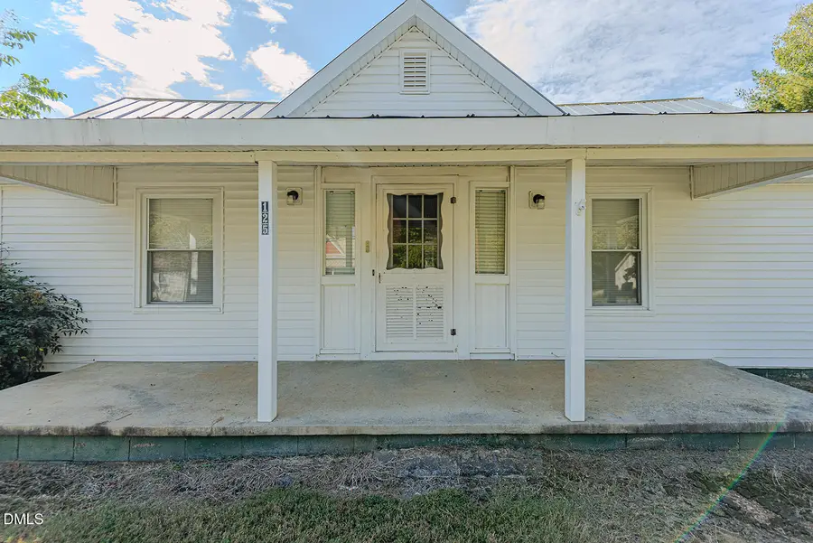 125 N Nash Street, Hillsborough, NC 27278 - Image #2