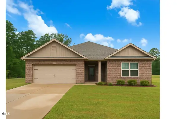 52 Woodwater Circle, Lillington, NC 27546