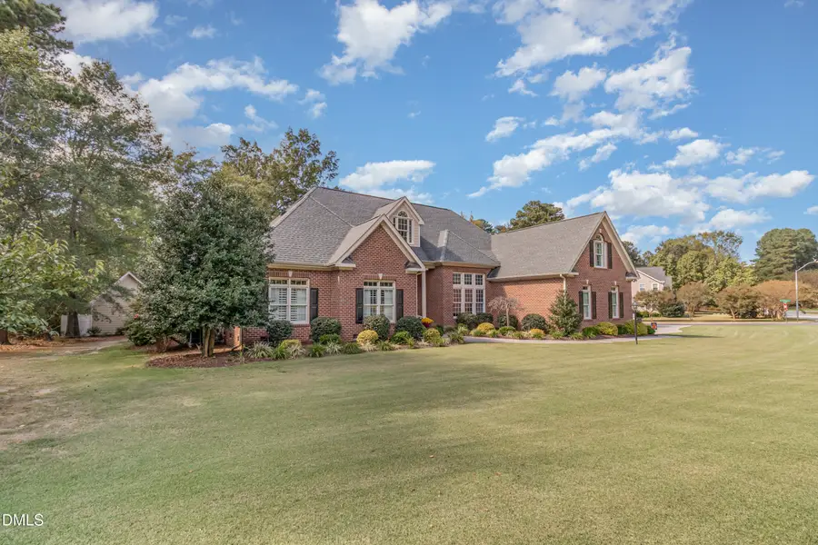 512 W Franklin Street, Zebulon, NC 27597 - #2