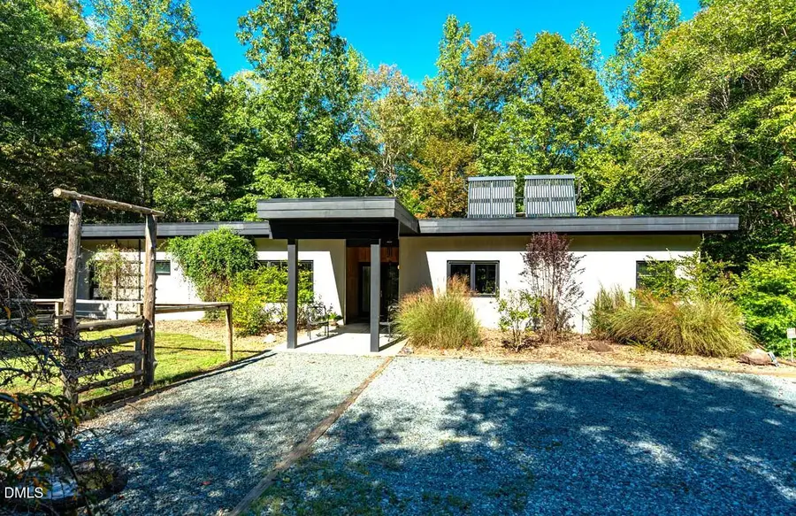 1007 Reaves Drive, Chapel Hill, NC 27516 - Image #2