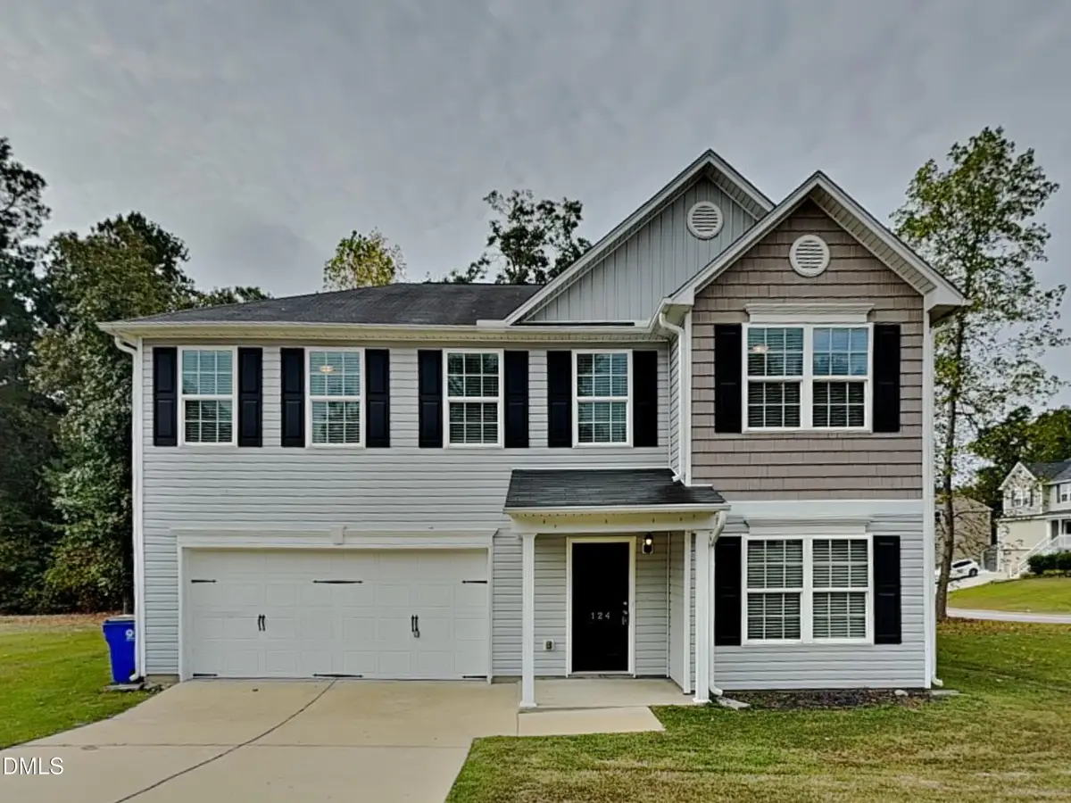 124 Hunterwood Place, Benson, NC 27504 - Image #1
