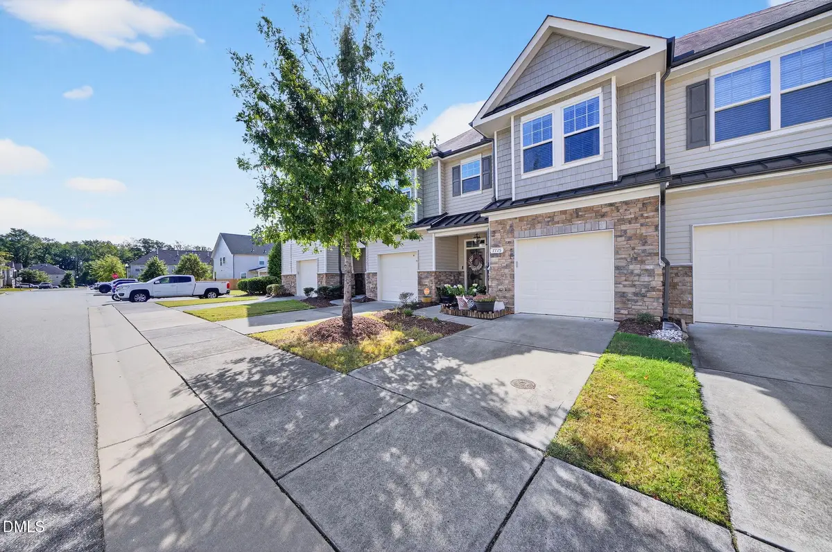 7725 Weathered Oak Way, Raleigh, NC 27616 - Image #1