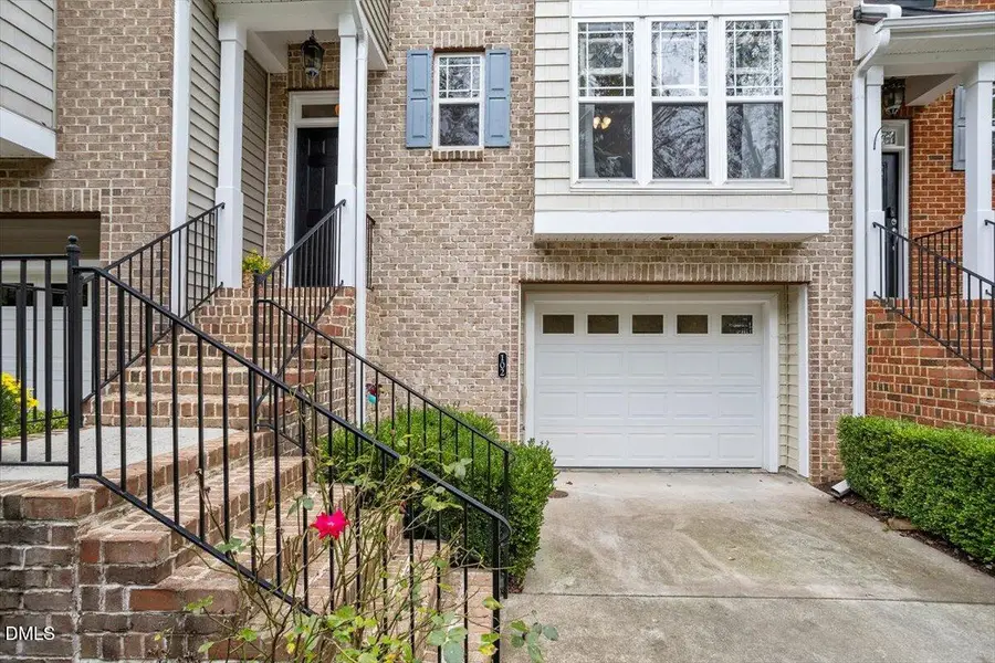 102 Primrose Lane, Carrboro, NC 27510 - Image #3