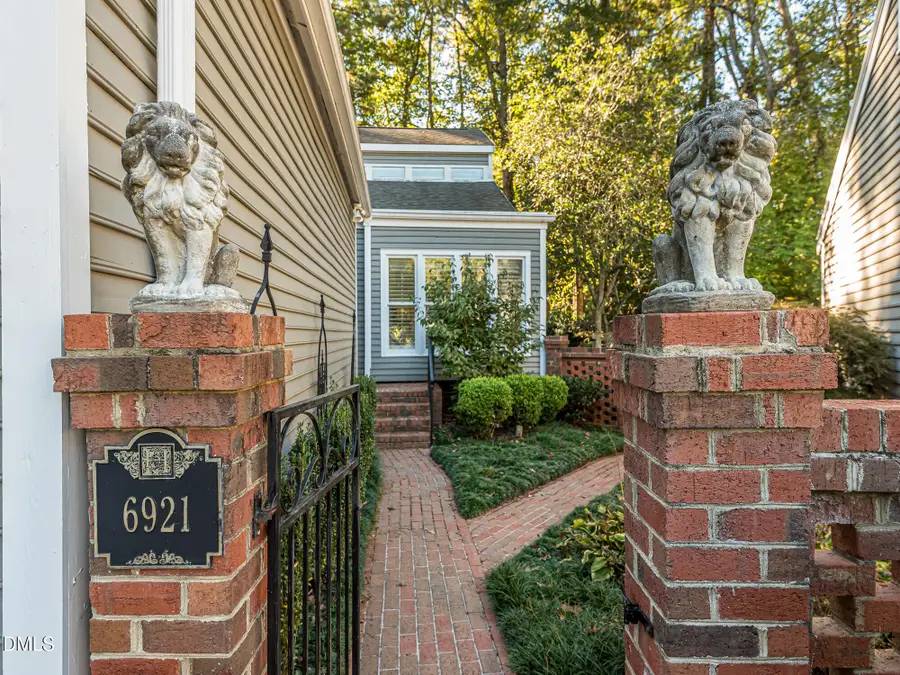 6921 Hunters Way, Raleigh, NC 27615 - Image #2