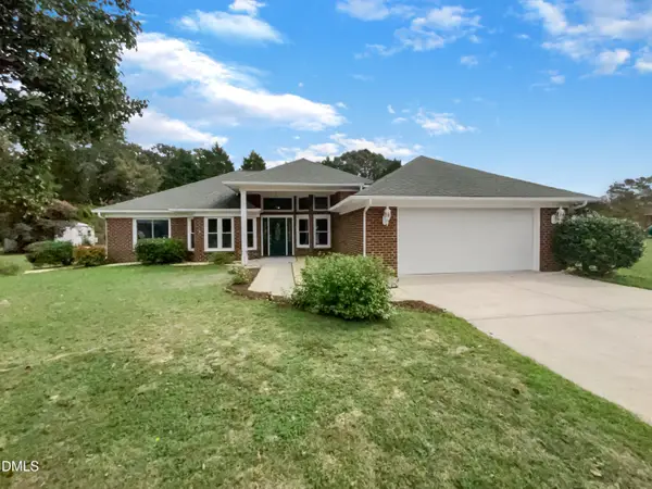 5105 Preakness Place, Hope Mills, NC 28348