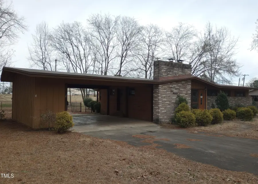 410 W Barrington Street, Dunn, NC 28334 - Image #3