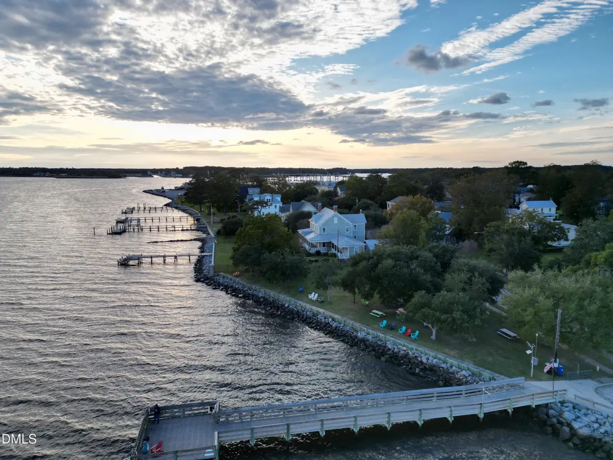 1109 Broad Street, Oriental, NC 28571 - Image #1