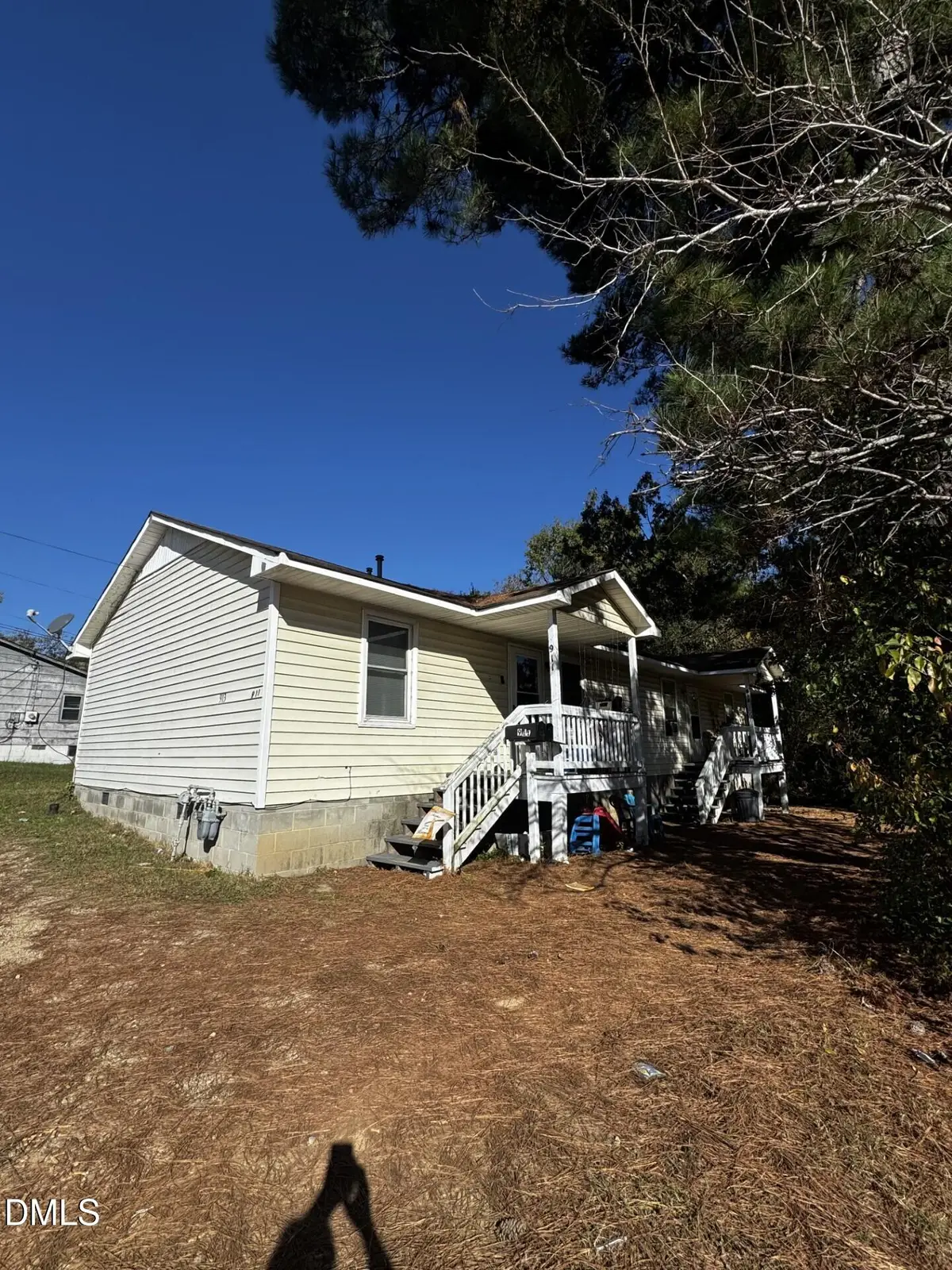 911/913 Water, Henderson, NC 27536 - Image #1