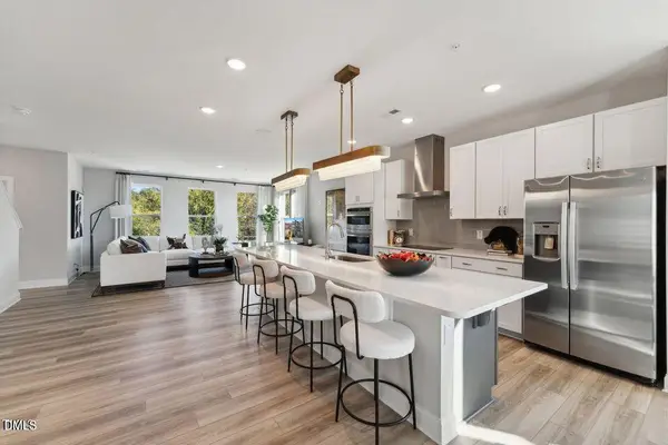 905 Ball Field Alley #302, Cary, NC 27511