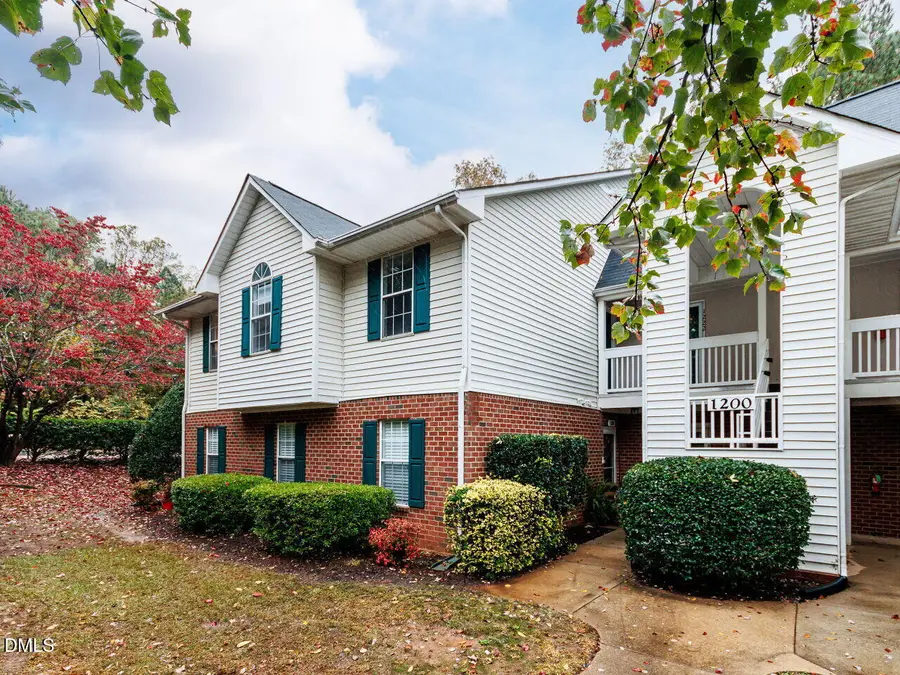 1221 Renshaw Court, Cary, NC 27518 - Image #2