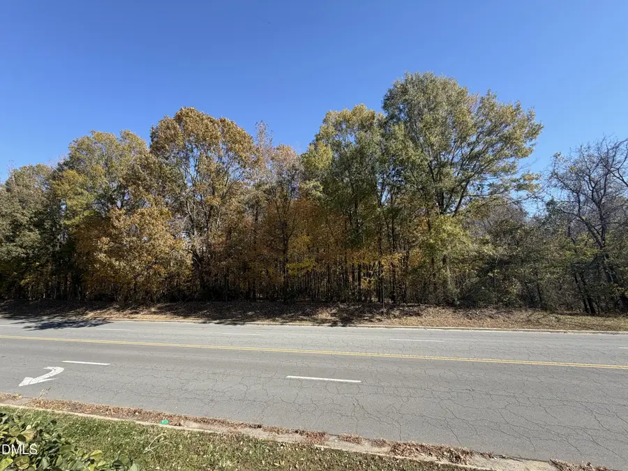 701 S Chatham Avenue, Siler City, NC 27344 - Image #3