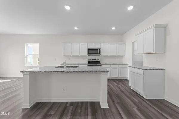 195 Bedstone Way, Clayton, NC 27520