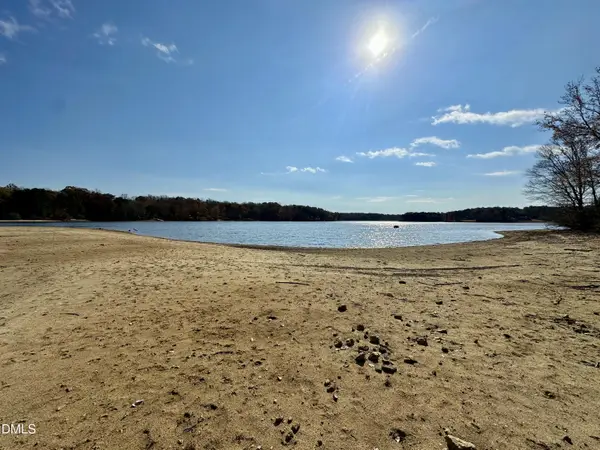 282 W Lakefront Drive, Leasburg, NC 27291