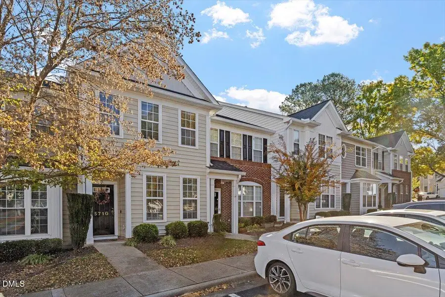 5710 Corbon Crest Lane, Raleigh, NC 27612 - Image #2