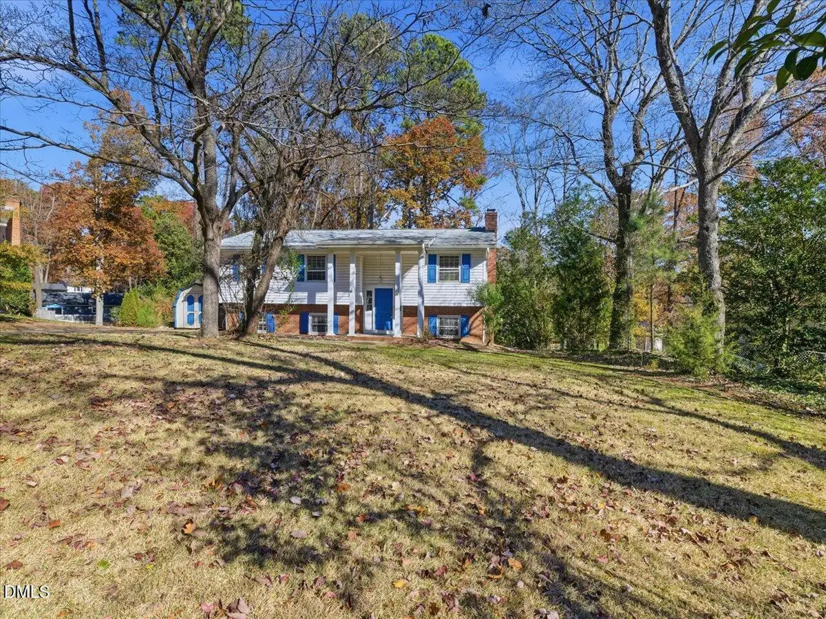 806 Oakley Court, Cary, NC 27511 - Image #1