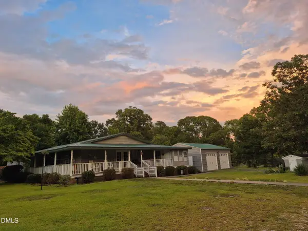 688 John Lee Road, Dunn, NC 28334