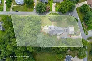 206 N Brook Street, Wilkesboro, NC 28697 - #3