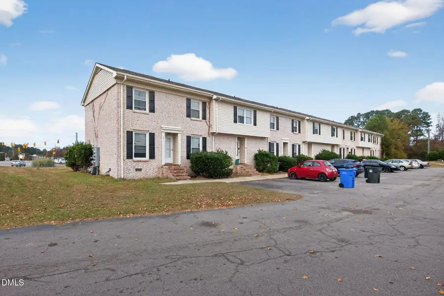 407 Kirkcaldy Court, Fayetteville, NC 28314 - Image #3