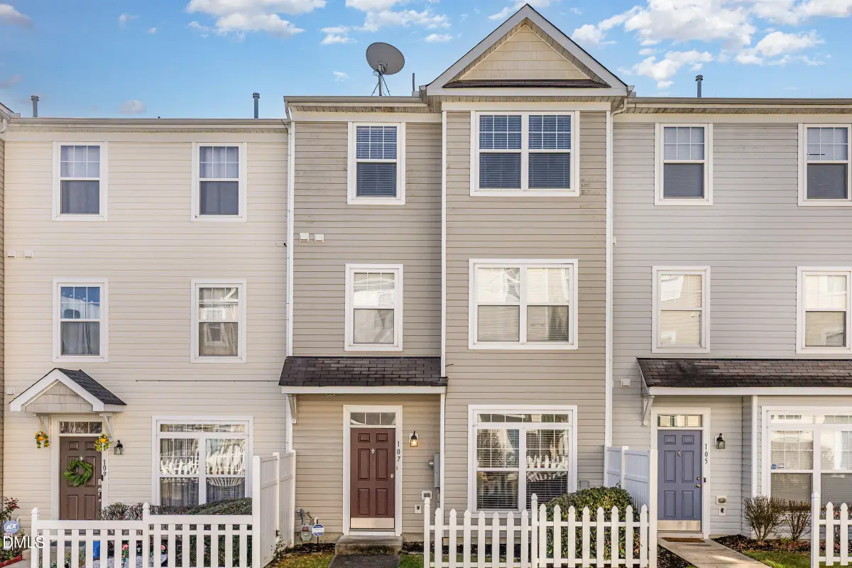 8620 Neuse Club Lane #107, Raleigh, NC 27616 - Image #1