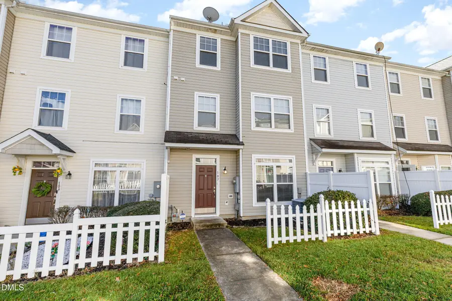 8620 Neuse Club Lane #107, Raleigh, NC 27616 - Image #2