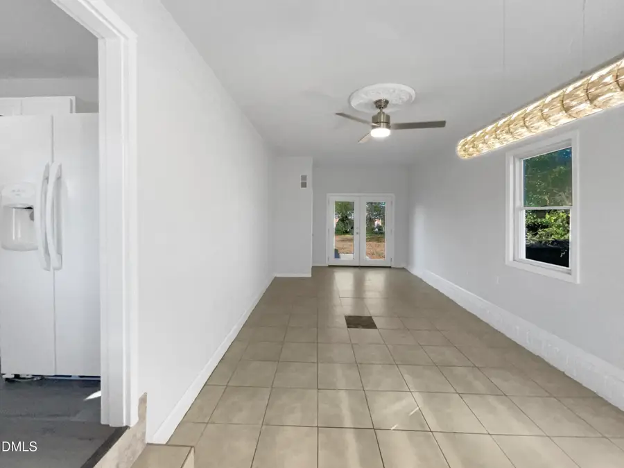 5142 Meadowbrook Drive, Fayetteville, NC 28304 - Image #3