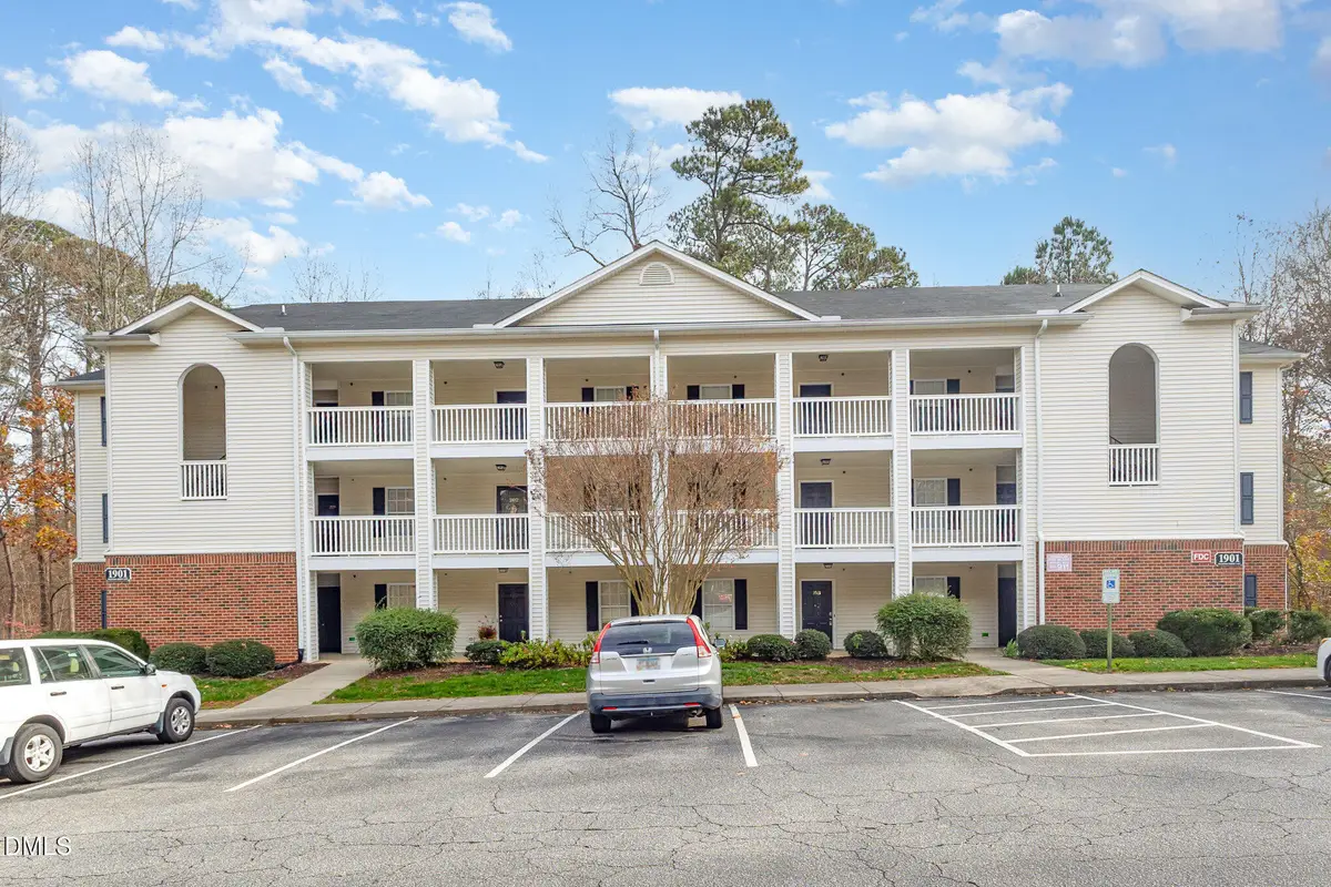 1901 Trailwood Heights Lane #204, Raleigh, NC 27603 - Image #1