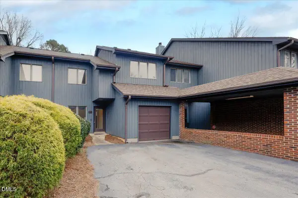 210 College Road #303, Greensboro, NC 27410