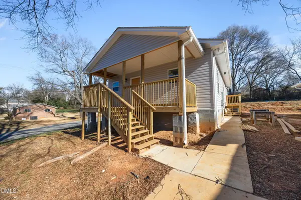 1105 8th Street, Statesville, NC 28677