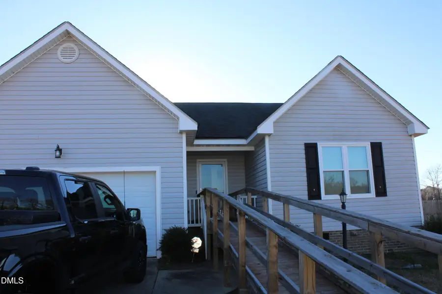 212 Sunridge Lane, Pikeville, NC 27863 - #2