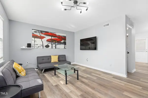 1002 Willow Drive #Apt 107, Chapel Hill, NC 27514