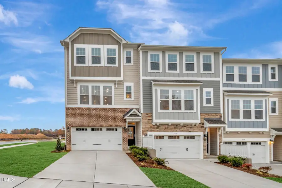 2732 Hunter Woods Drive #624, Apex, NC 27502 - Image #2