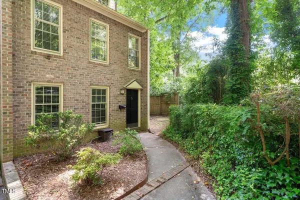 409 Smith Avenue #Unit 105, Chapel Hill, NC 27516