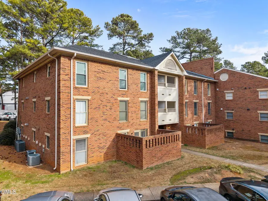 3527 Ivy Commons Drive #102, Raleigh, NC 27606 - Image #3