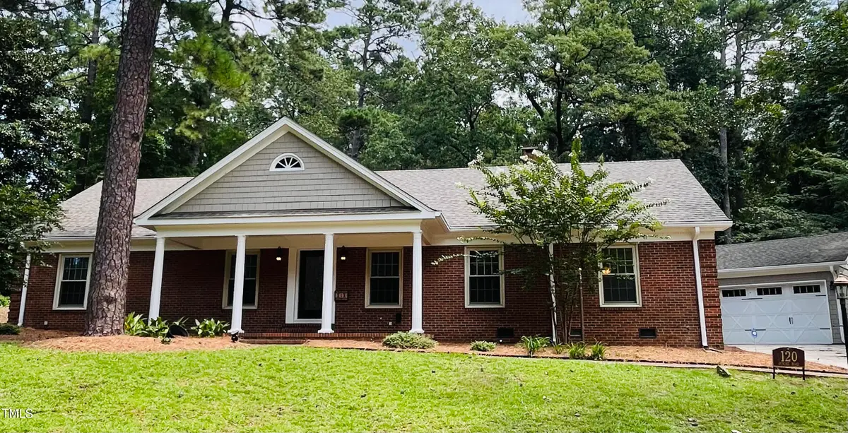 120 Dundee Road, Fayetteville, NC 28303 - Image #1